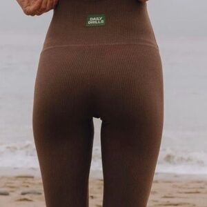 Daily Drills Brown Ribbed Leggings